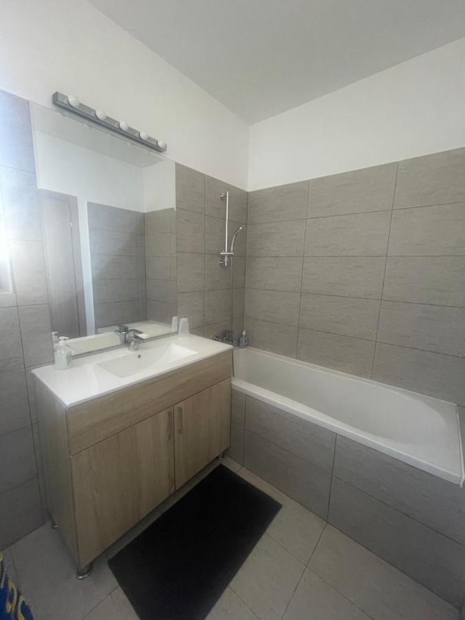 Greenfield Baneasa Apartment In Bucarest Extérieur photo