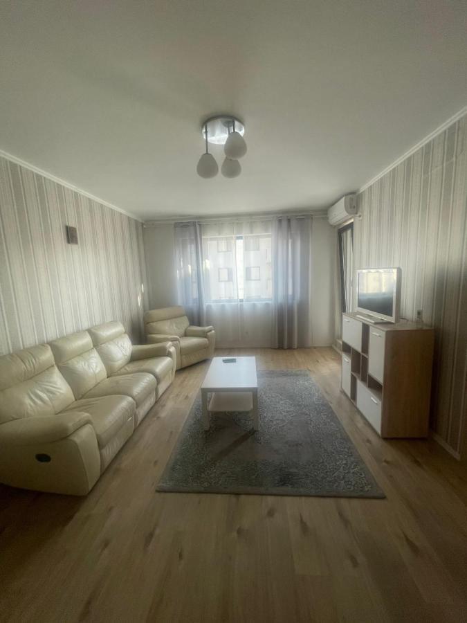 Greenfield Baneasa Apartment In Bucarest Extérieur photo